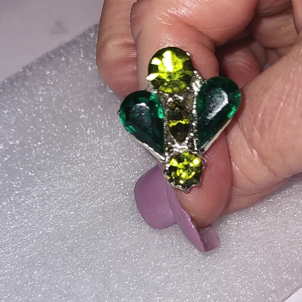 Vintage Emerald Green & Chartreuse Rhinestone Glass Fly Ring